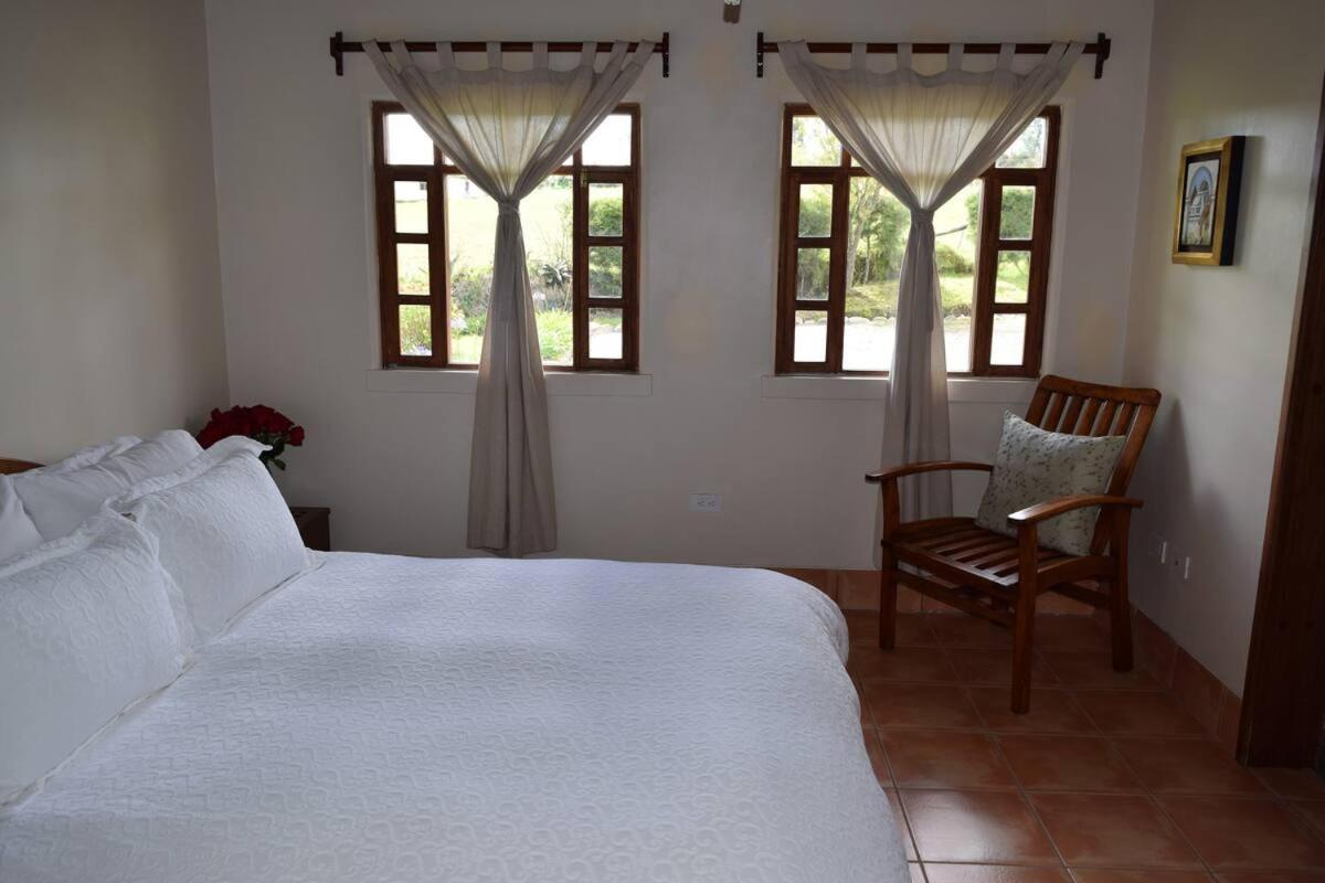 Cottage house Cayambe Exterior foto